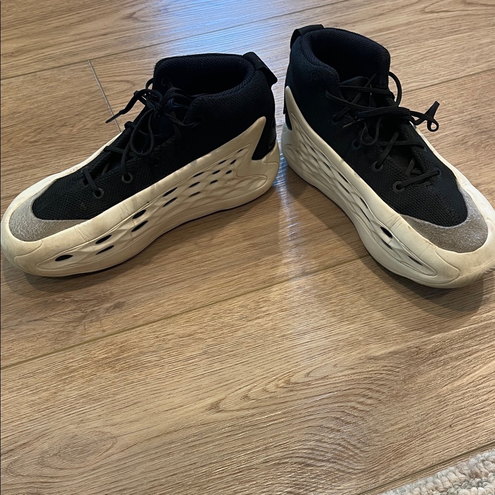 Black and White Athletic Sneakers - Picture 6 of 6